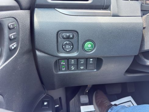 Used 2023 Honda Ridgeline RTL-E image 25