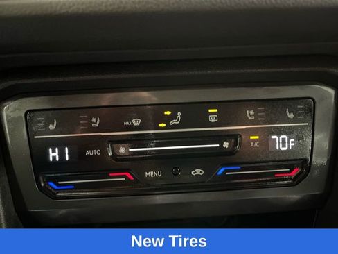 Used 2023 Volkswagen Tiguan SEL R-Line AWD/4WD image 19