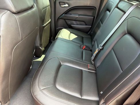 Used 2019 Chevrolet Colorado ZR2 AWD/4WD image 24