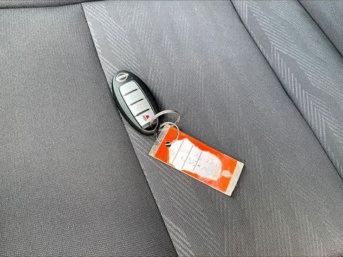 Certified 2023 Nissan Frontier SV w/ SV Convenience Package image 14