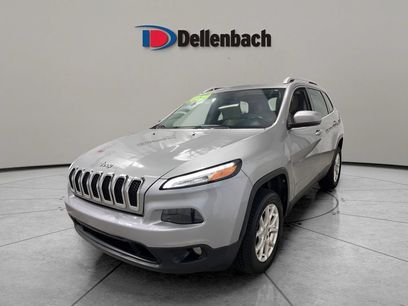 Used 2017 Jeep Cherokee Latitude w/ Safety/Convenience Group