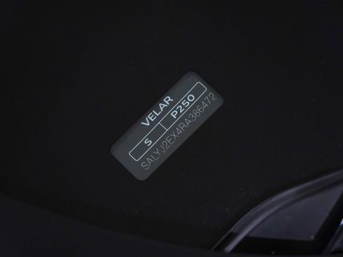 Used 2024 Land Rover Range Rover Velar Dynamic SE AWD/4WD image 63