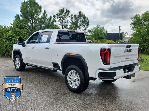 Certified 2023 GMC Sierra 3500 Denali w/ Denali Ultimate Package AWD/4WD image 3