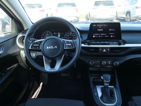 Used 2024 Kia Forte LXS image 18