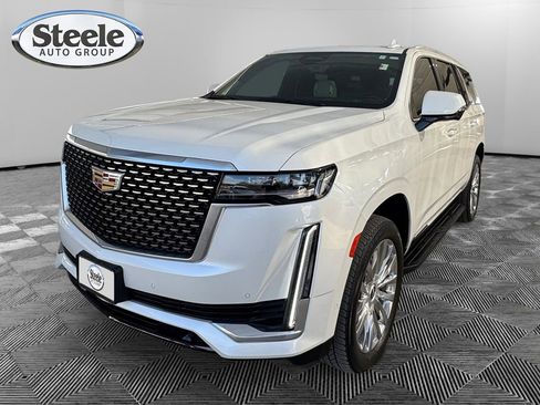 Used 2022 Cadillac Escalade Premium Luxury w/ Performance Package image 1