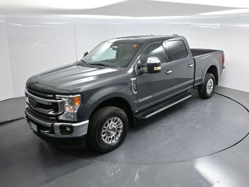 Used 2021 Ford F250 XLT w/ XLT Premium Package AWD/4WD image 43