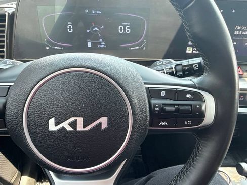 Used 2024 Kia Sportage EX FWD image 26