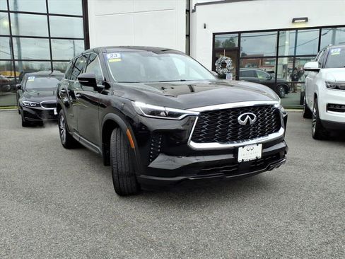 Certified 2023 INFINITI QX60 Pure image 3