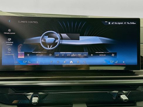 New 2026 BMW X5 sDrive40i image 14