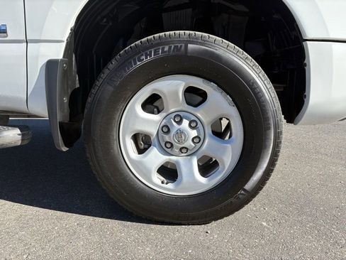 Used 2020 Nissan Titan S w/ S Utility Package image 10