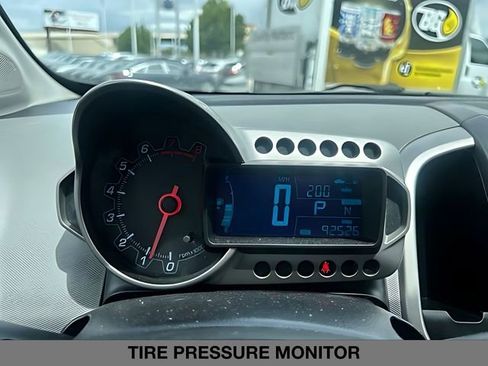 Used 2016 Chevrolet Sonic LT FWD image 22