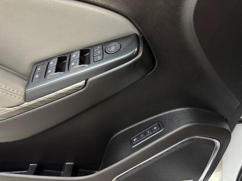 Used 2018 Chevrolet Tahoe LT AWD/4WD image 29