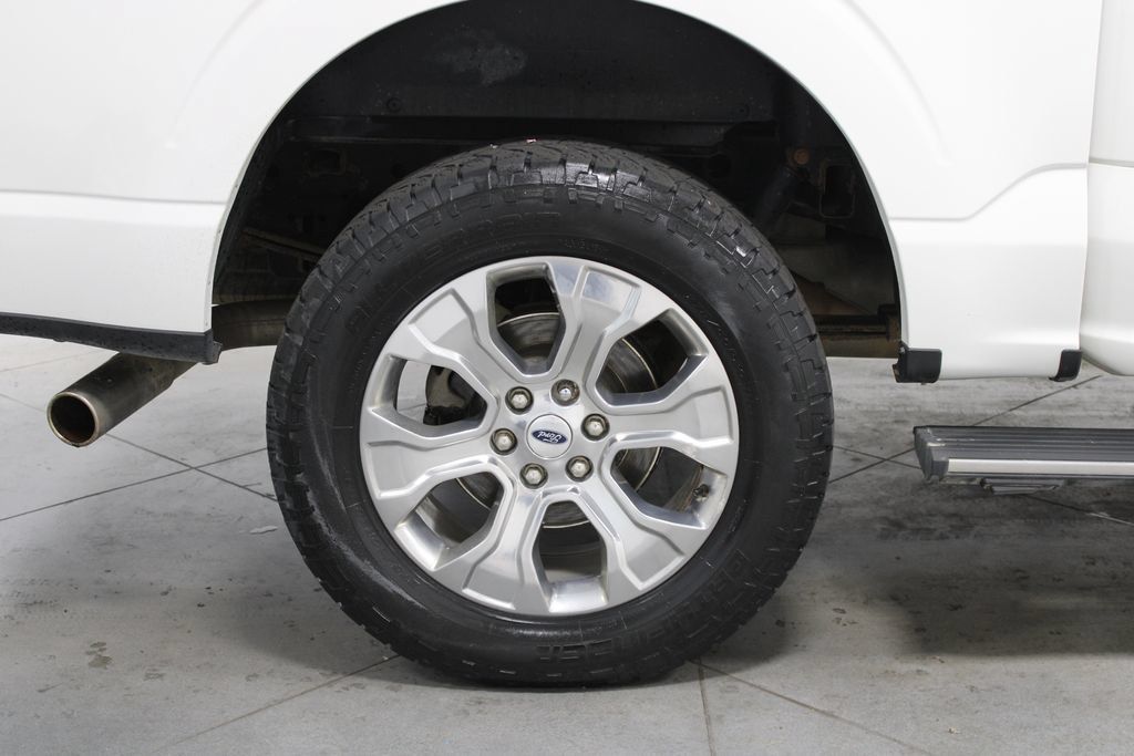 Used 2022 Ford F150 Platinum w/ Equipment Group 701A High AWD/4WD image 18
