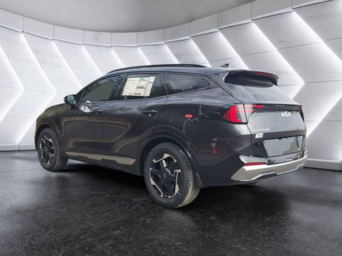 New 2026 Kia Sportage SX FWD image 3