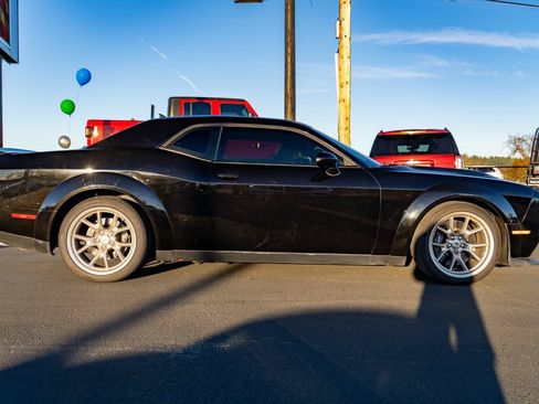 Used 2020 Dodge Challenger R/T Scat Pack RWD image 7