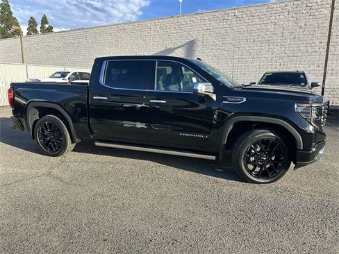 New 2026 GMC Sierra 1500 Denali image 3