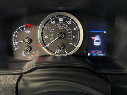 Used 2021 Toyota Corolla LE FWD image 19