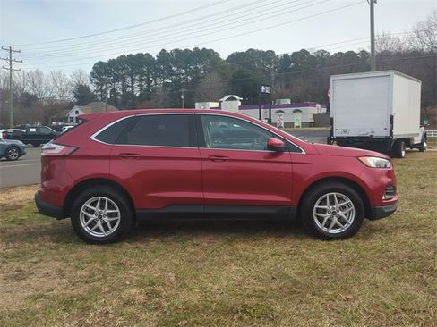 Used 2023 Ford Edge SEL w/ Convenience Package image 14