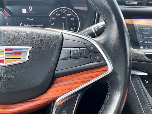 Certified 2023 Cadillac XT5 Premium Luxury AWD/4WD image 12