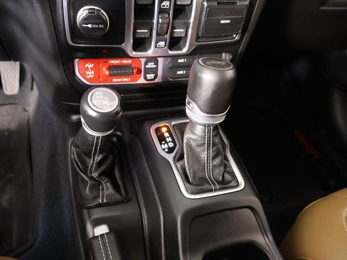 Used 2021 Jeep Wrangler Unlimited Rubicon image 9