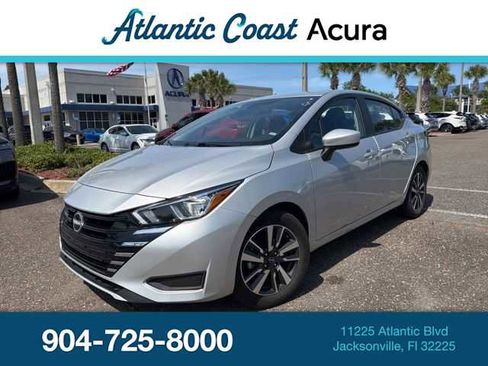 Used 2024 Nissan Versa SV FWD image 1