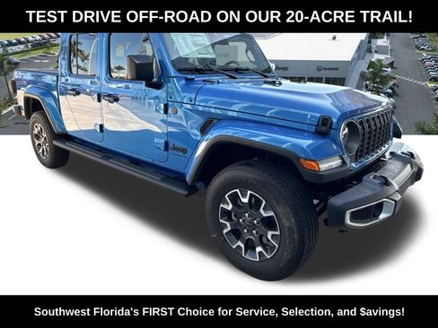 New 2026 Jeep Gladiator Sport image 2