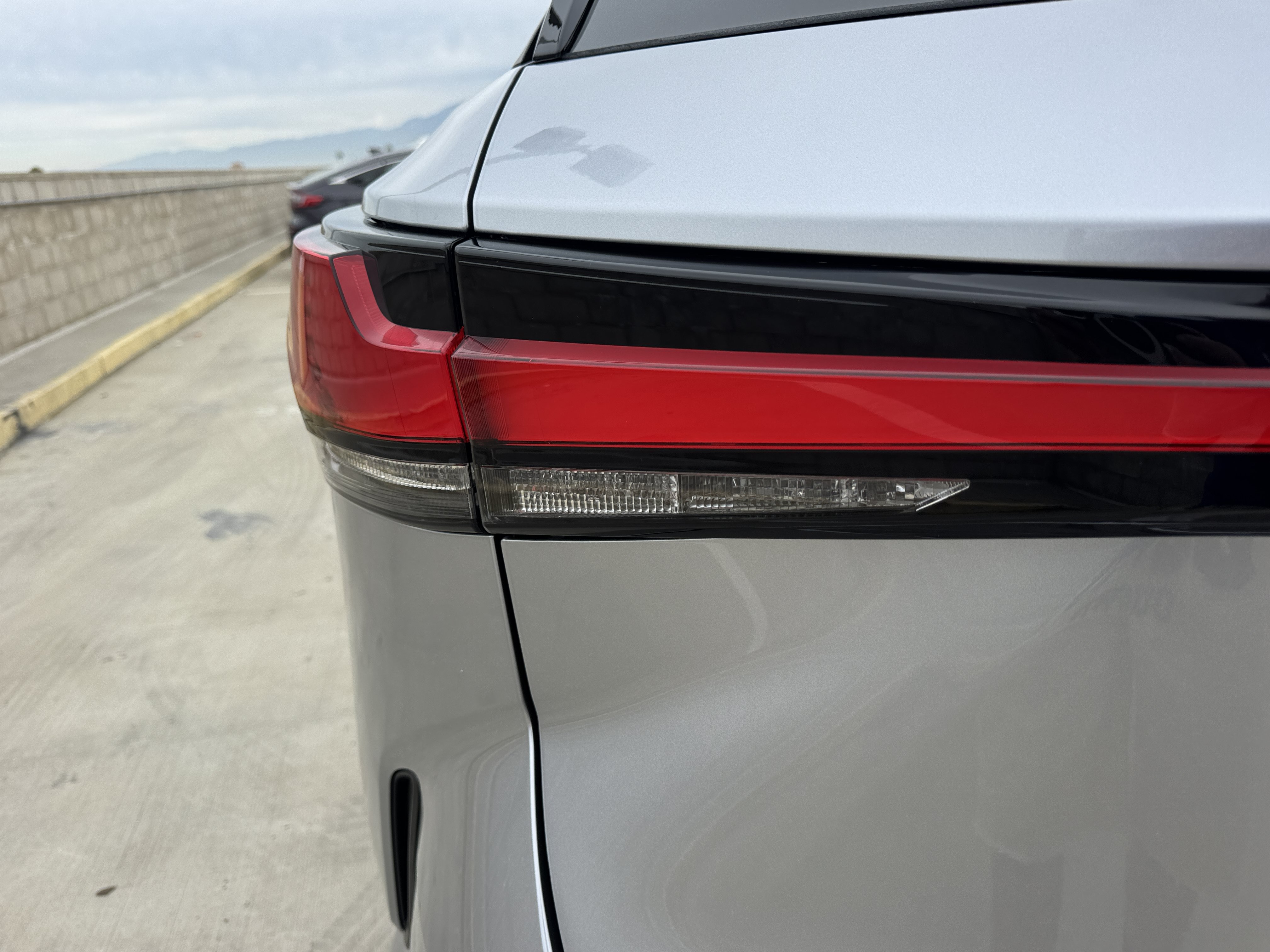 New 2026 Lexus RX 350h AWD/4WD image 14