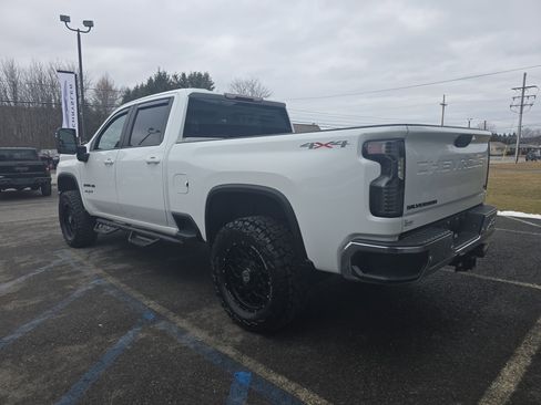 Used 2020 Chevrolet Silverado 2500 LT w/ All Star Edition image 6