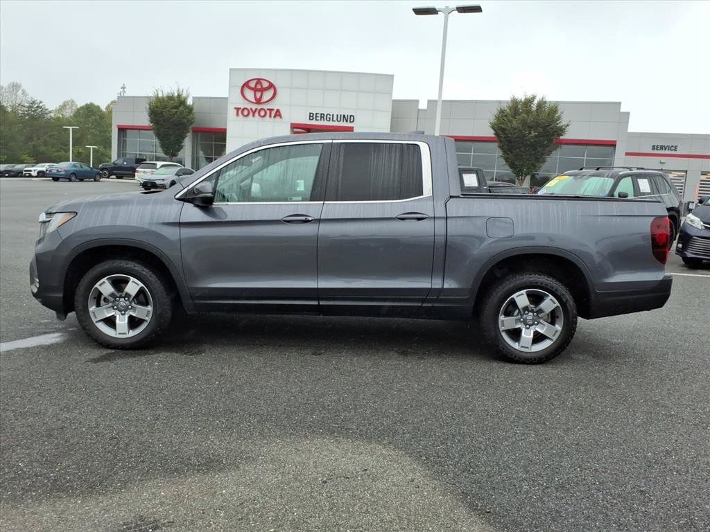 Used 2025 Honda Ridgeline RTL image 14