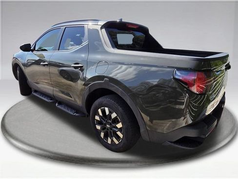 Used 2025 Hyundai Santa Cruz SEL FWD image 10