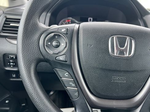 Used 2021 Honda Ridgeline Sport image 15