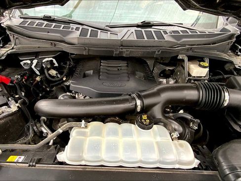 Used 2021 Ford F150 XLT image 30