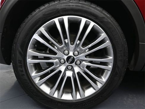 Used 2018 Lincoln MKX Reserve w/ Lincoln MKX Climate Package image 9