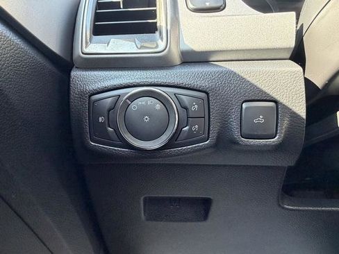 Used 2021 Ford Ranger XLT image 16