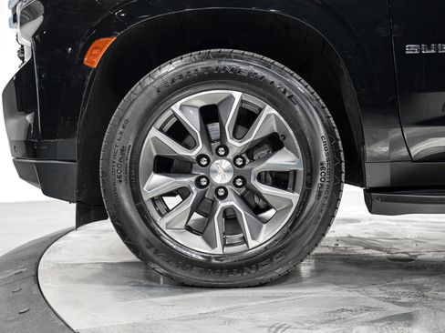 Used 2023 Chevrolet Suburban LS AWD/4WD image 3