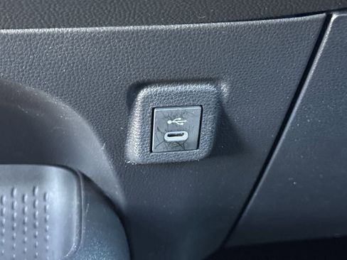 Certified 2025 Toyota Corolla SE image 23