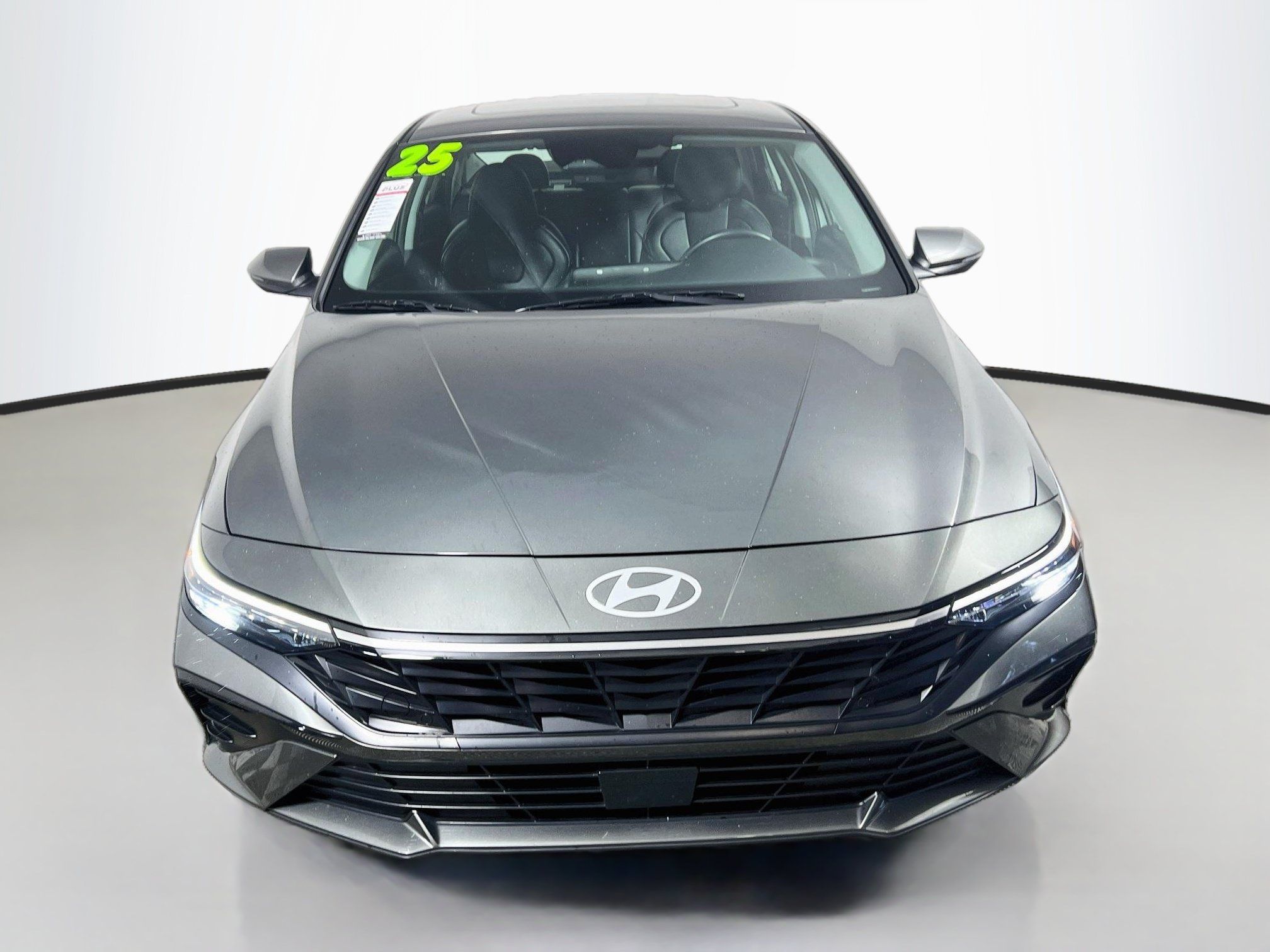Used 2025 Hyundai Elantra Limited FWD image 11