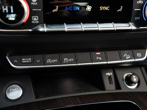 Used 2023 Audi Q5 2.0T Premium w/ Convenience Package image 30