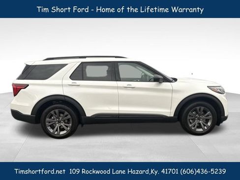 New 2026 Ford Explorer Active w/ Active Comfort Package AWD/4WD image 9