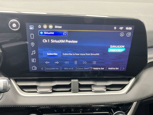 Certified 2025 Chevrolet Equinox LT image 18