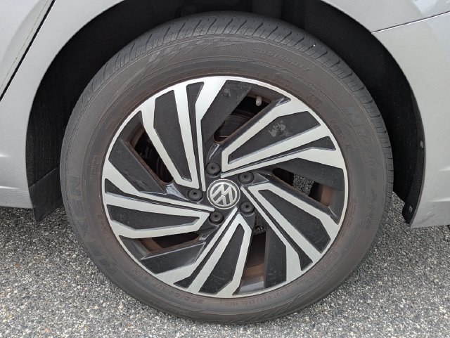 Used 2021 Volkswagen Jetta SEL FWD image 9