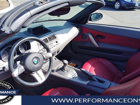 Used 2004 BMW Z4 3.0i image 6