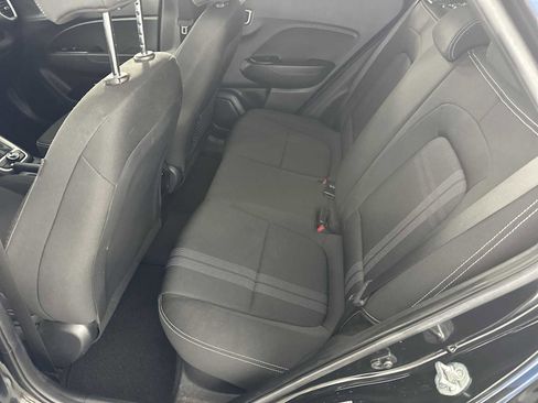 Certified 2024 Hyundai Venue SEL FWD image 22