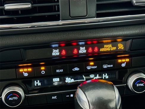 Used 2023 MAZDA CX-9 Touring image 21