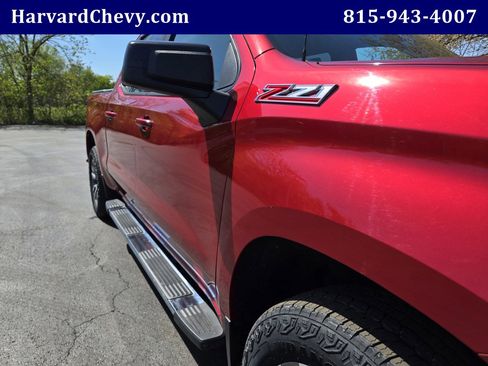 Used 2019 Chevrolet Silverado 1500 RST AWD/4WD image 40