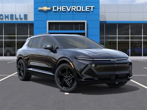 Used 2026 Chevrolet Equinox EV RS w/ Active Safety Package 3 AWD/4WD image 7