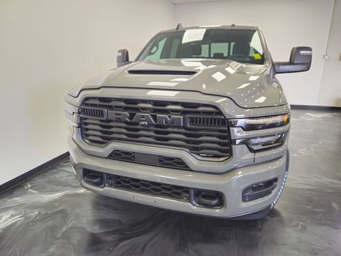 New 2026 RAM 2500 Tradesman AWD/4WD image 19