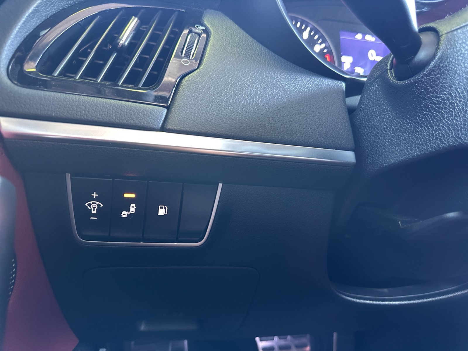 Used 2020 Kia Stinger GT-Line w/ Sun & Sound Package RWD image 19