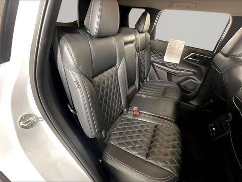 Used 2022 Mitsubishi Outlander SEL FWD image 24