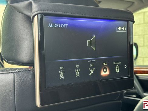 Used 2019 Lexus LX 570 570 w/ Luxury Package image 19